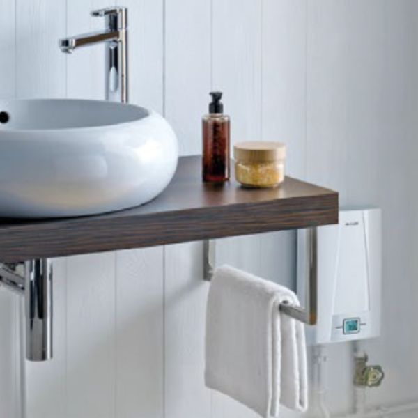 Britec Clage CEX9 | Compact and Efficient Instantaneous Water Heater