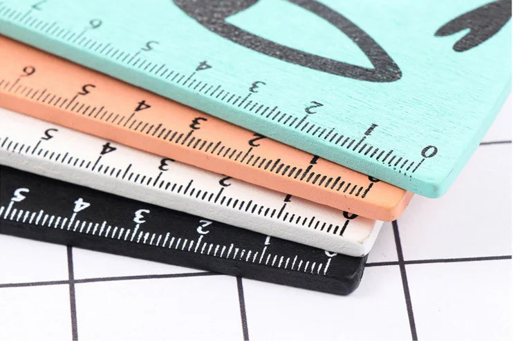 Regla Kawaii Gato Negro Lytwtw’s - 15 cm Madera