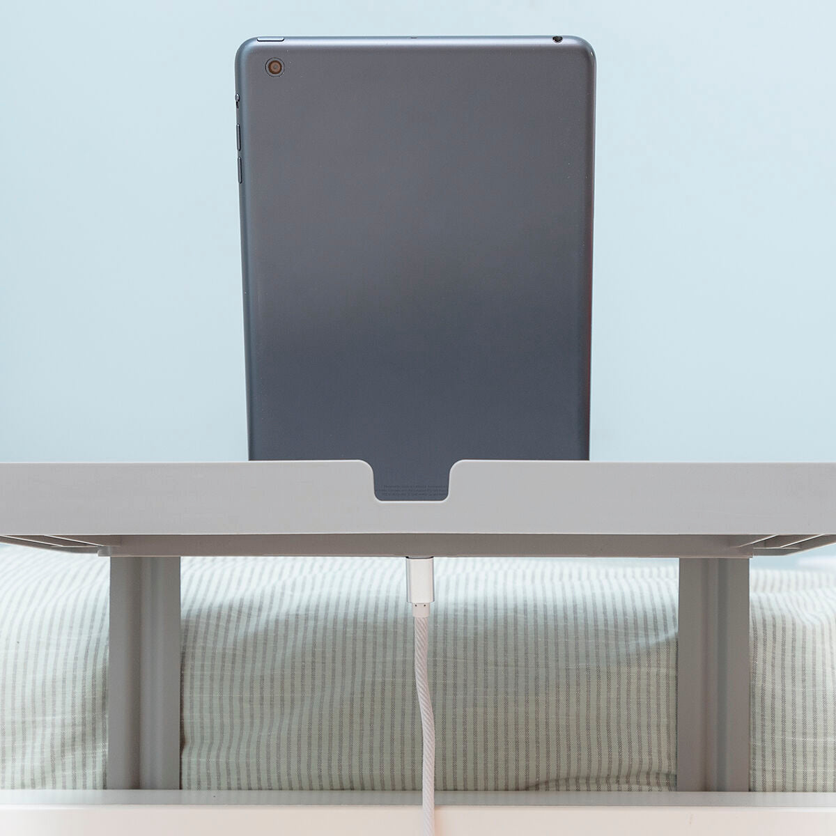 Estante de Cama Bedten InnovaGoods  Mesita Auxiliar Portátil y Regulable