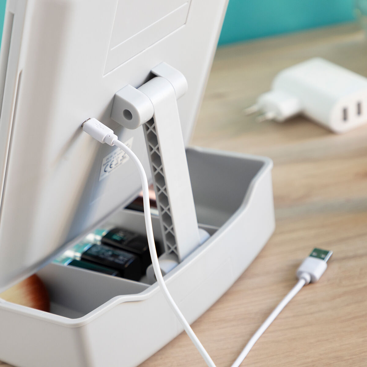 Espejo LED Plegable Panomir  Organizador Maquillaje 3 en 1