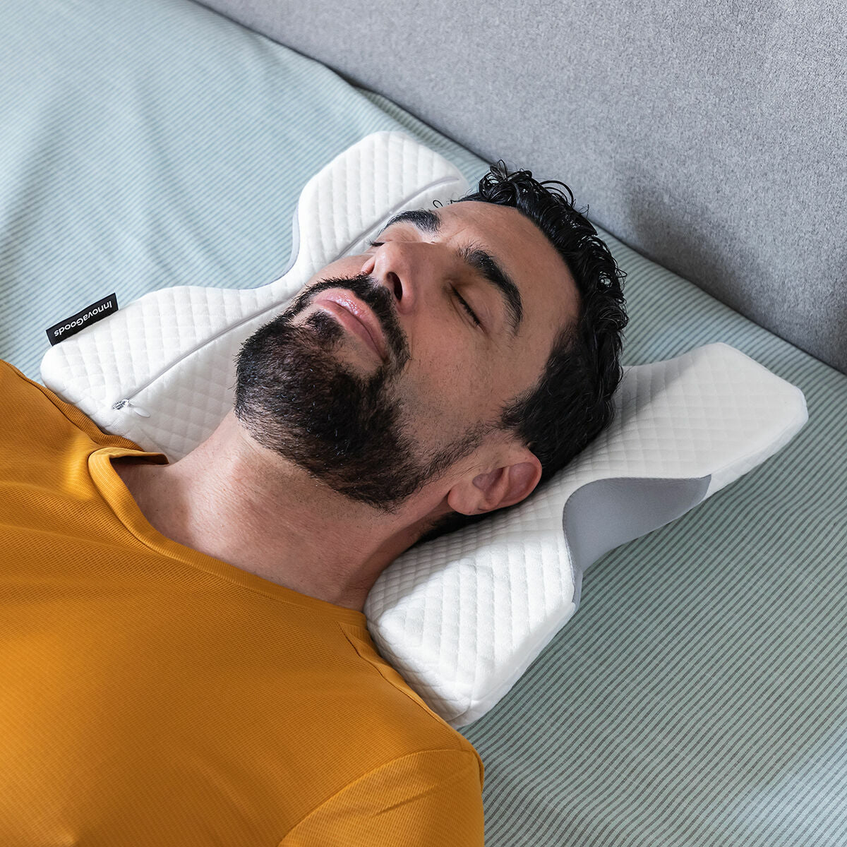 Almohada Viscoelástica Cervical Cozzy InnovaGoods - Diseño Ergonómico para Dormir en Pareja