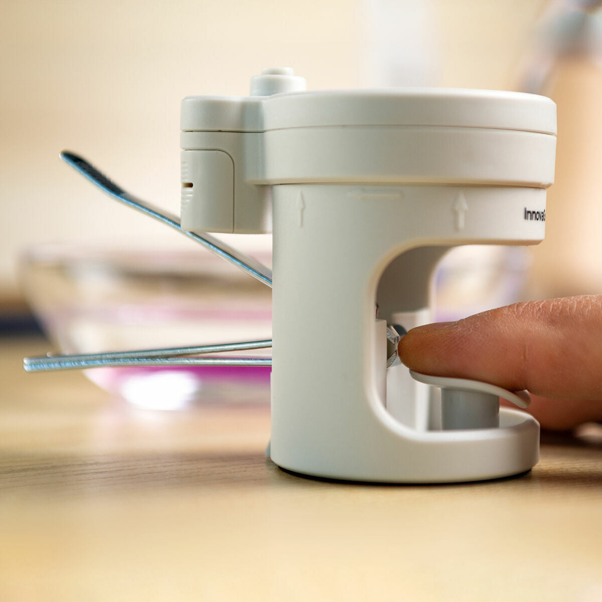 Cortaúñas LED con Lupa y Lima Clail InnovaGoods - Corte Preciso y Seguro