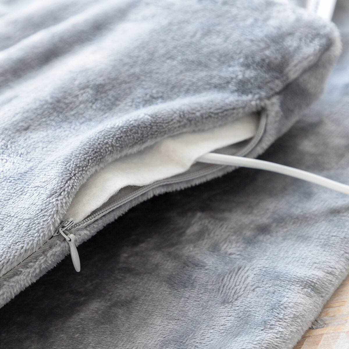 Almohadilla Eléctrica Sholkad InnovaGoods  Calor Terapéutico para Cuello y Hombros